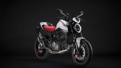 La gamma Ducati Monster si presenta con la nuova livrea Iceberg White