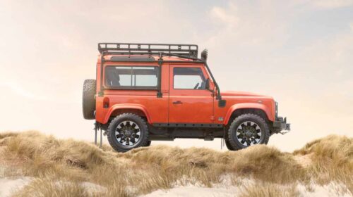 Land Rover Classic: debutta la Classic Defender V8 by Works Bespoke